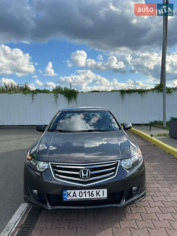 Седан Honda Accord 2008 в Киеве
