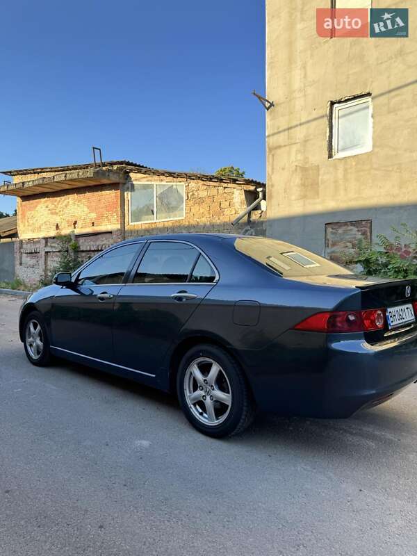Седан Honda Accord 2004 в Одессе