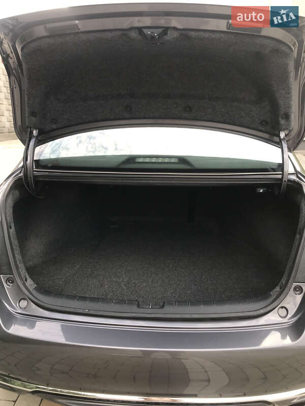 Седан Honda Accord 2017 в Запоріжжі