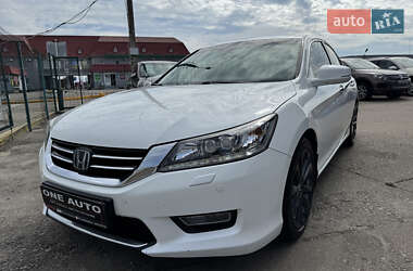 Седан Honda Accord 2013 в Києві