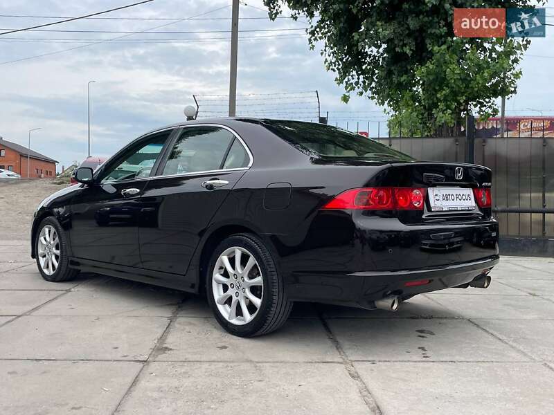 Седан Honda Accord 2006 в Киеве