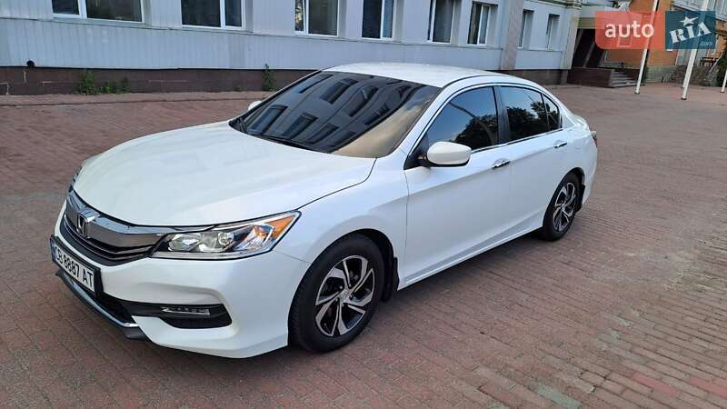 Седан Honda Accord 2017 в Киеве
