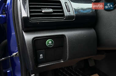 Купе Honda Accord 2012 в 