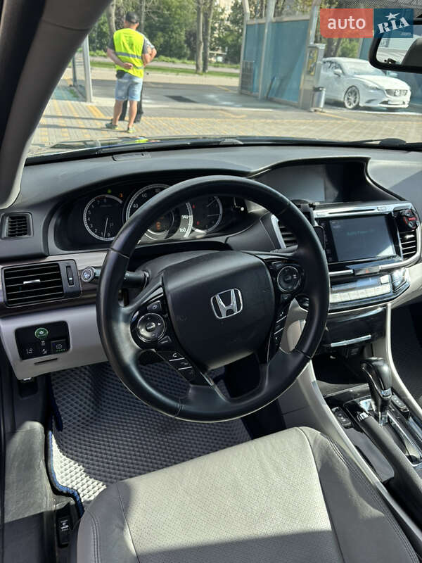 Седан Honda Accord 2016 в Вінниці