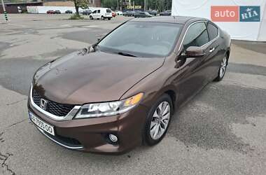 Седан Honda Accord 2012 в Киеве
