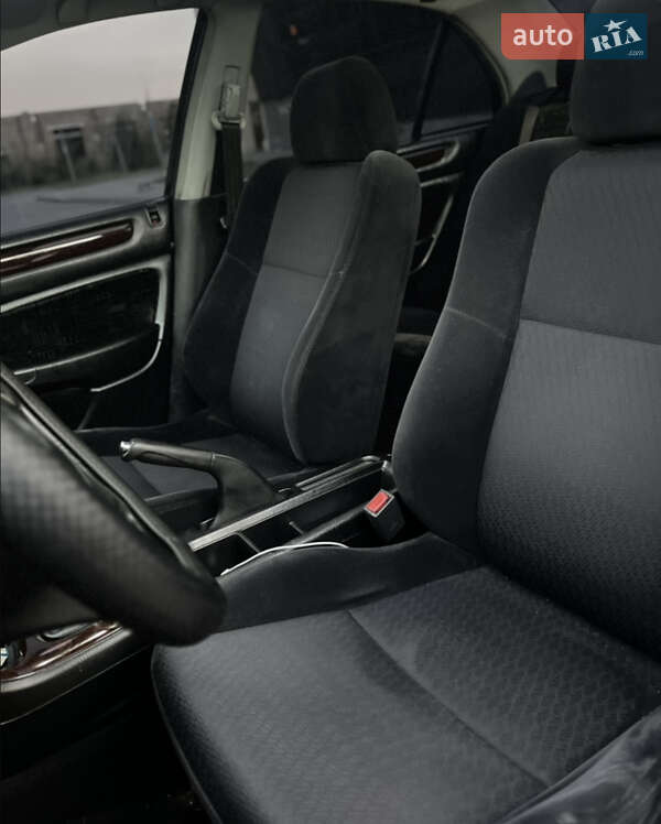 Седан Honda Accord 2000 в Запорожье