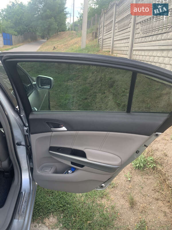 Седан Honda Accord 2008 в Звенигородке