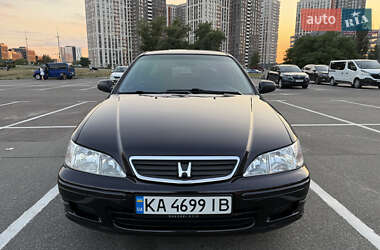 Седан Honda Accord 1999 в Києві