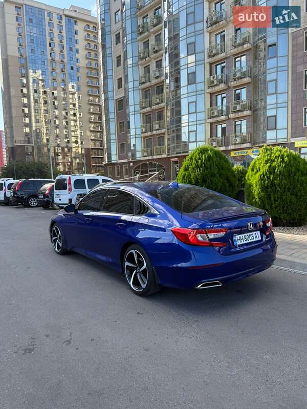 Седан Honda Accord 2017 в Одессе