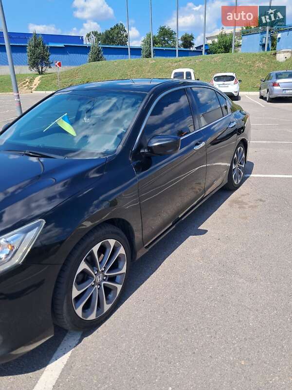 Седан Honda Accord 2013 в Вінниці
