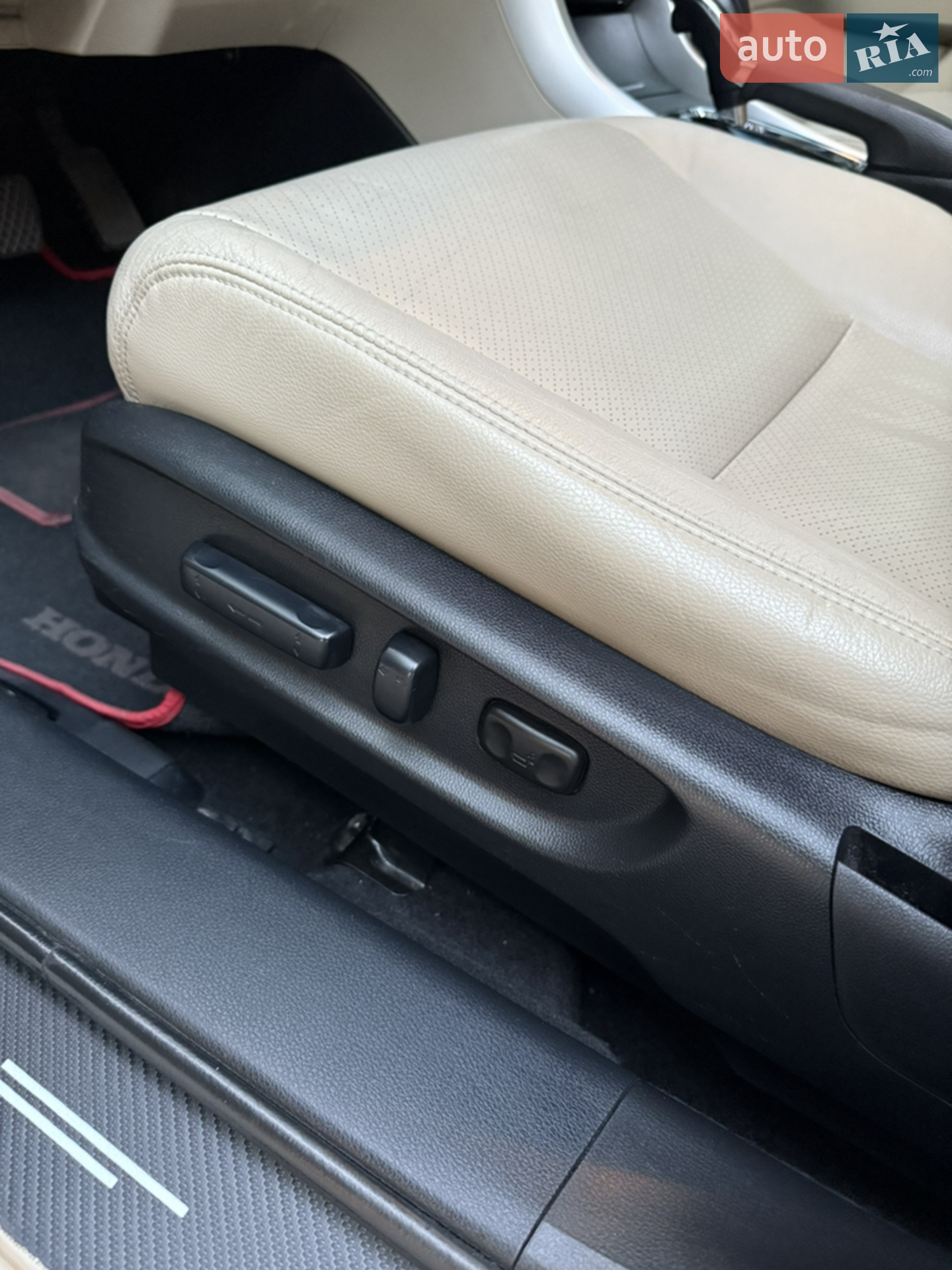 2013 Honda Accord - мініатюра 25