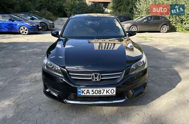 Седан Honda Accord 2014 в Киеве