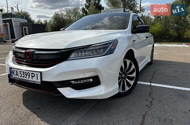 Седан Honda Accord 2017 в 