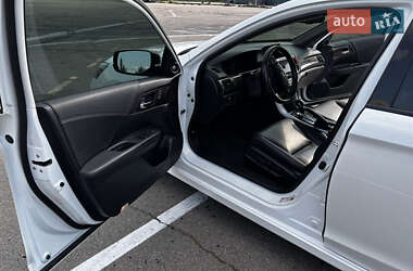 Седан Honda Accord 2017 в 