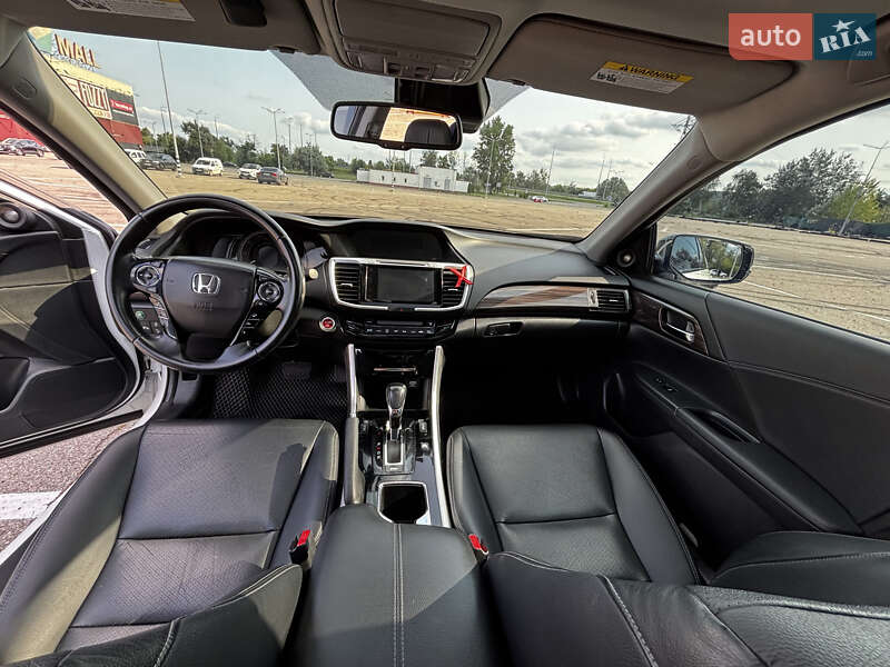 Седан Honda Accord 2017 в Києві