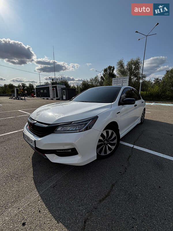 Седан Honda Accord 2017 в Києві