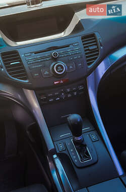 Седан Honda Accord 2011 в 