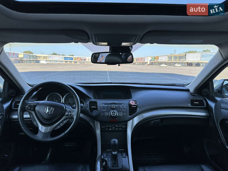 Седан Honda Accord 2008 в Чернівцях