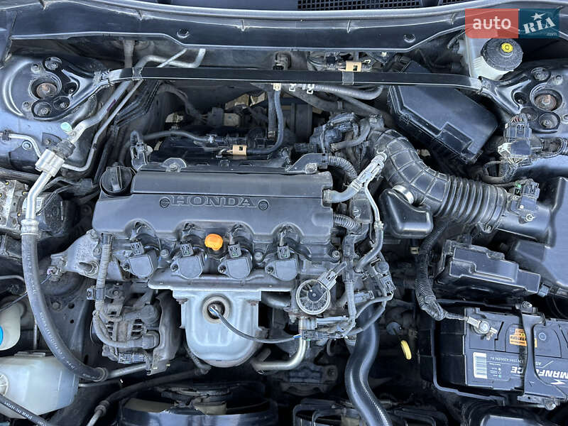 Седан Honda Accord 2008 в Чернівцях