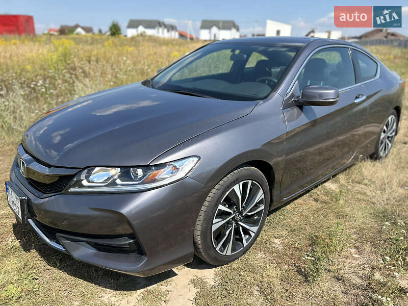 Купе Honda Accord 2017 в Киеве