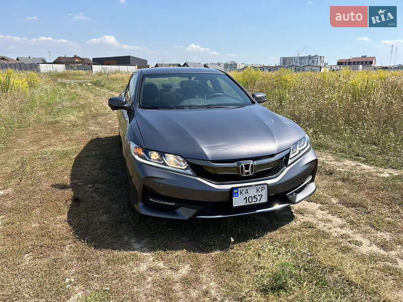 Купе Honda Accord 2017 в Киеве