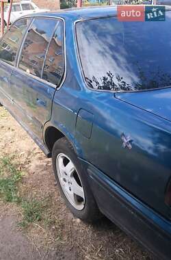 Седан Honda Accord 1992 в 