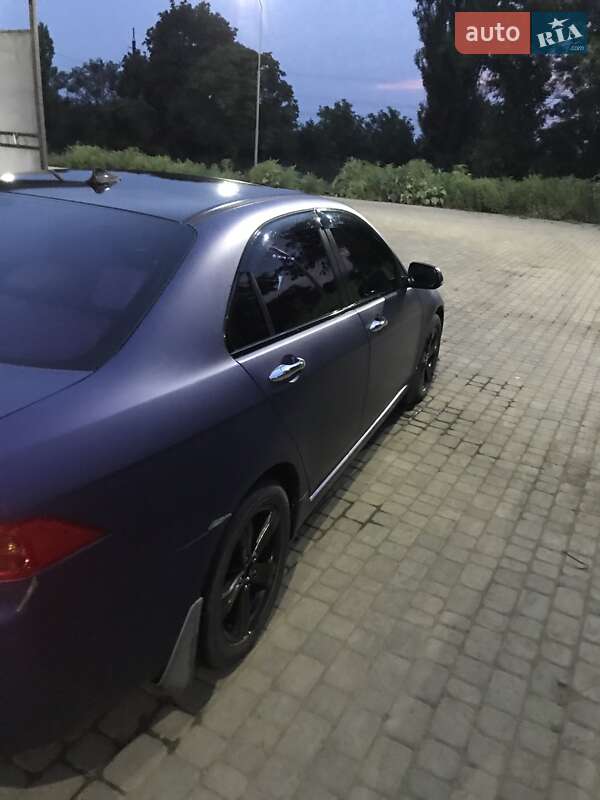 Седан Honda Accord 2005 в Першотравенську