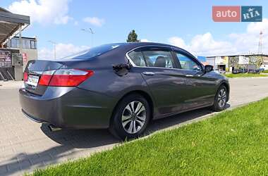 Седан Honda Accord 2014 в 