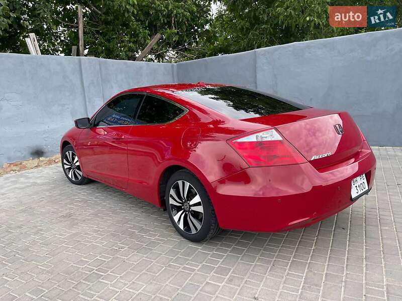Купе Honda Accord 2008 в Балті