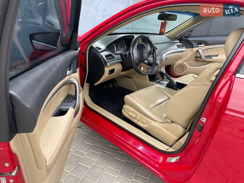 Купе Honda Accord 2008 в Балті
