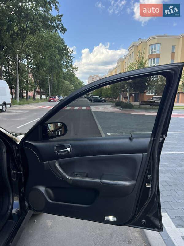 Седан Honda Accord 2006 в Києві