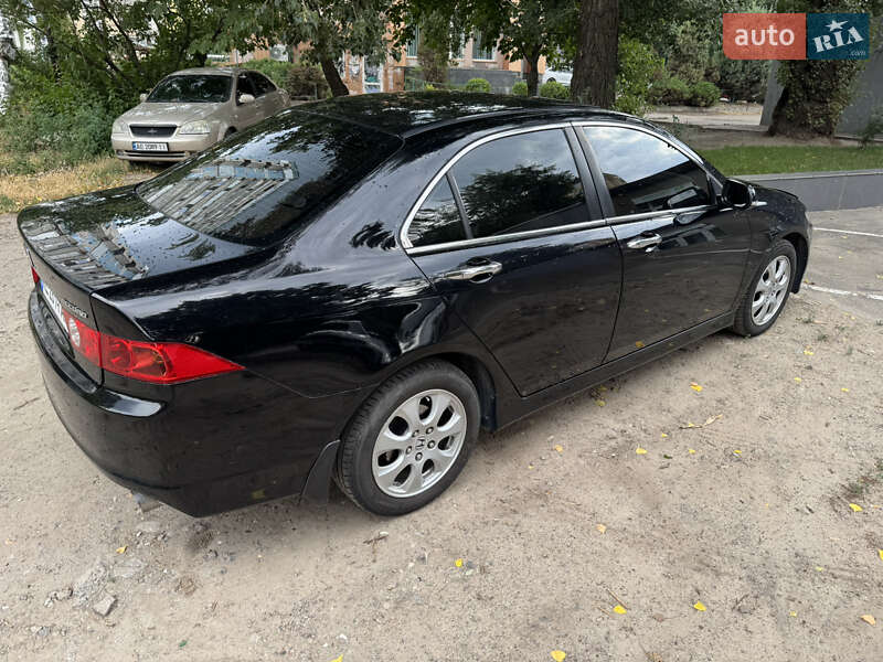 Седан Honda Accord 2006 в Дніпрі