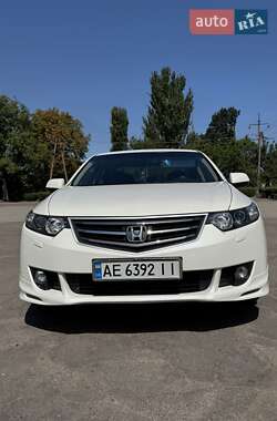 Седан Honda Accord 2010 в Кривом Роге