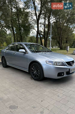 Седан Honda Accord 2004 в Новояворівську
