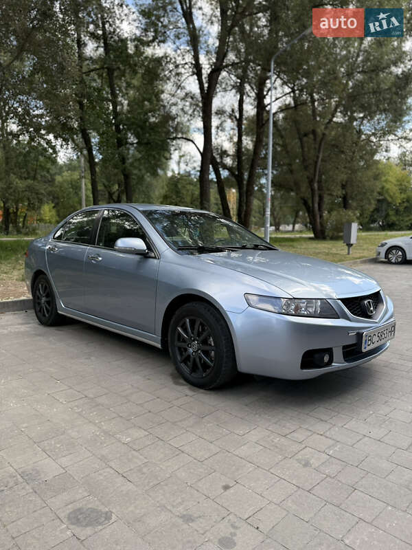 Honda Accord 2004