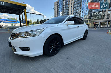 Седан Honda Accord 2013 в Дніпрі