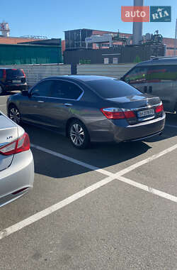 Седан Honda Accord 2014 в Києві