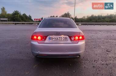 Седан Honda Accord 2004 в 