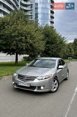 Седан Honda Accord 2008 в Киеве