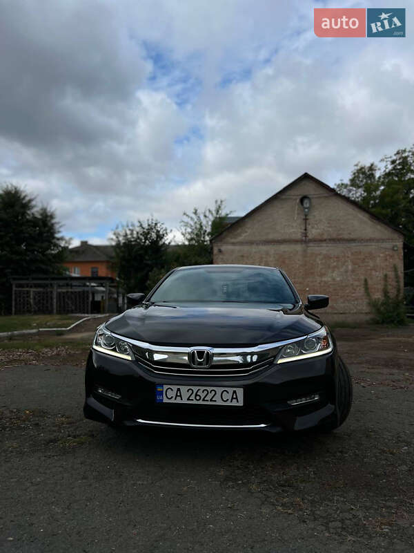 Седан Honda Accord 2017 в Ватутіному