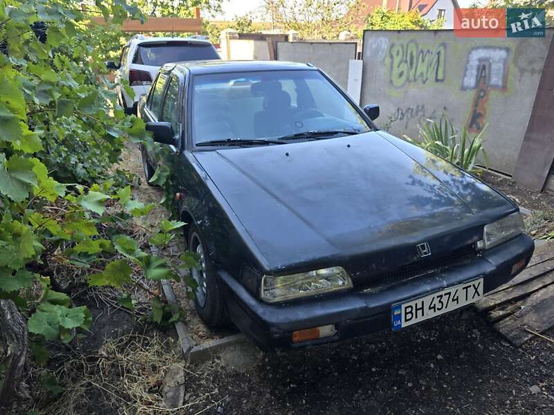 Седан Honda Accord 1987 в 