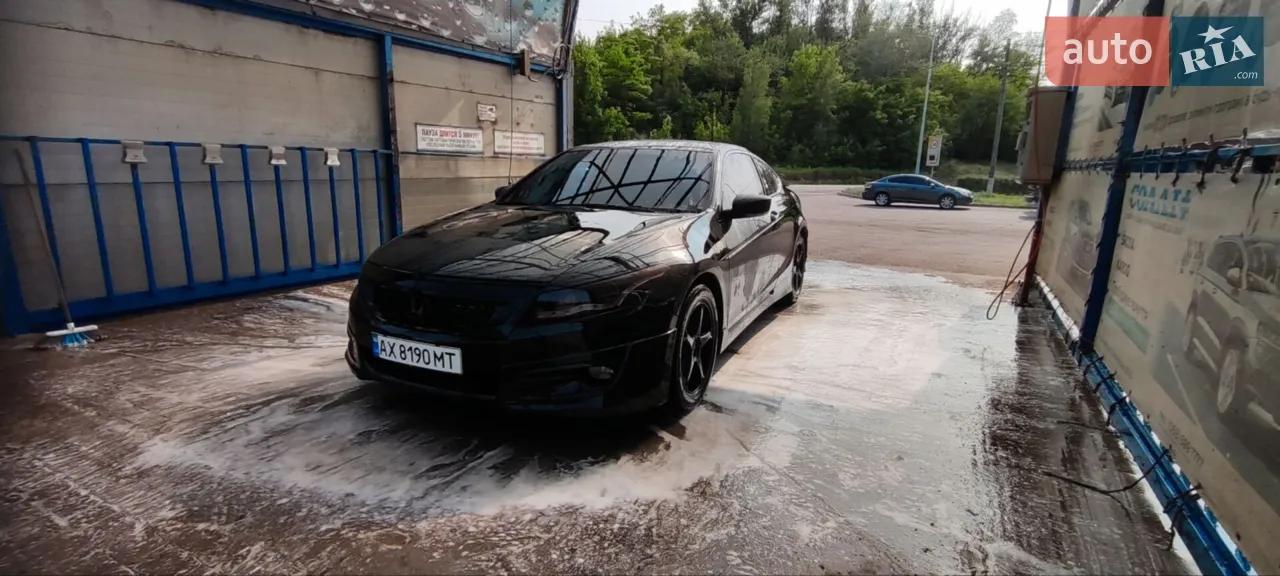  Дуже гарне авто, все працює, нова вихлопна, банки, авто обслужено, зимова резина, та літня в комплекті. бензин/газ
розхід бензину 11 по місту 