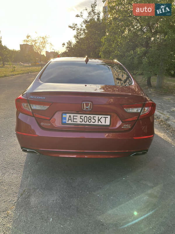 Седан Honda Accord 2018 в Днепре