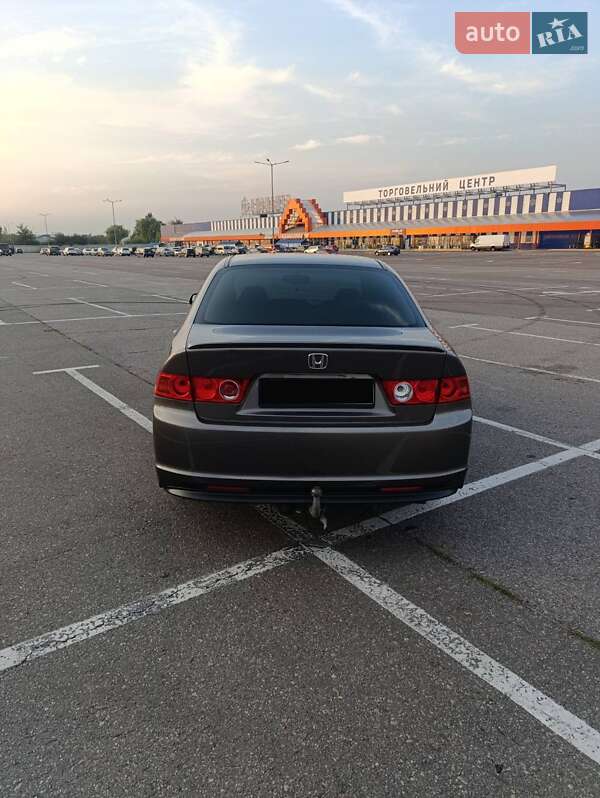 Седан Honda Accord 2008 в Львове