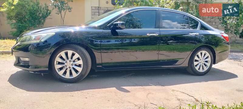 Седан Honda Accord 2015 в Виннице