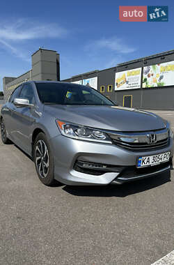 Седан Honda Accord 2016 в Києві