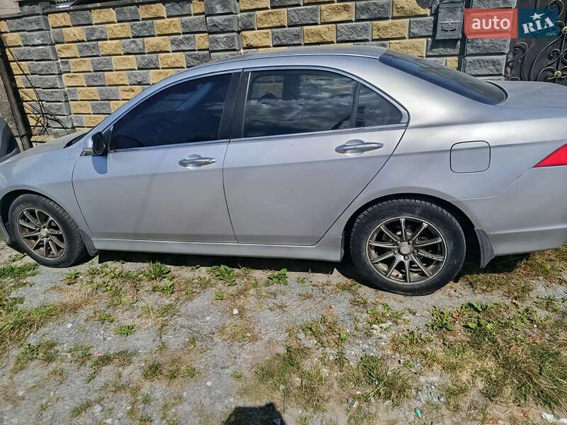 Седан Honda Accord 2005 в Шепетовке