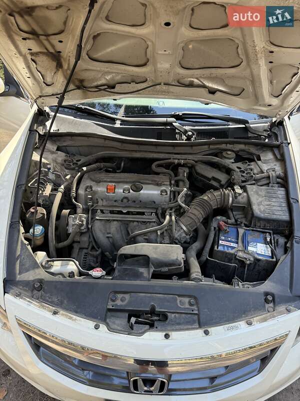 Купе Honda Accord 2012 в Кропивницком