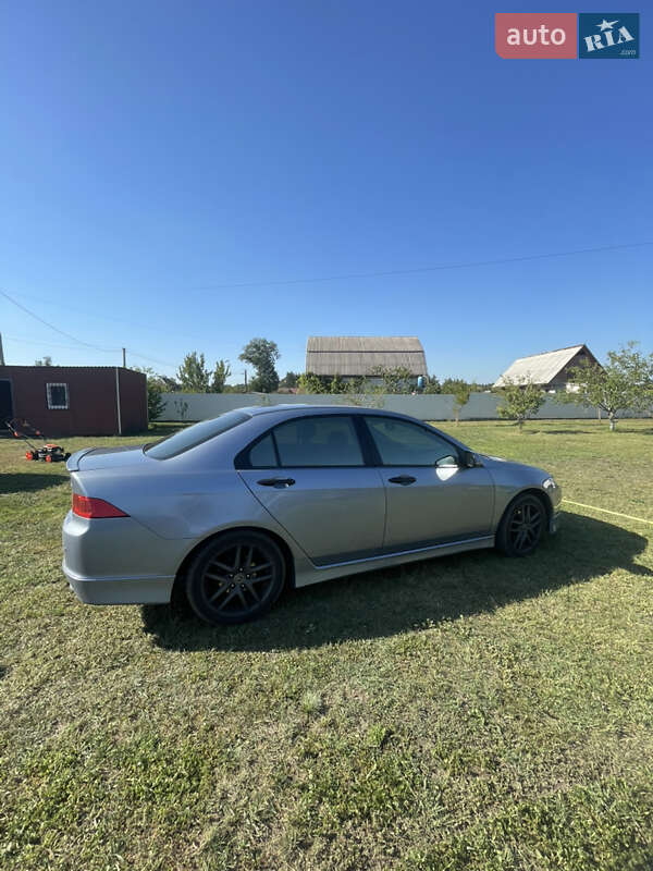 Седан Honda Accord 2006 в Києві