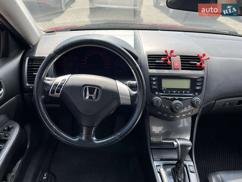 Седан Honda Accord 2004 в Николаеве
